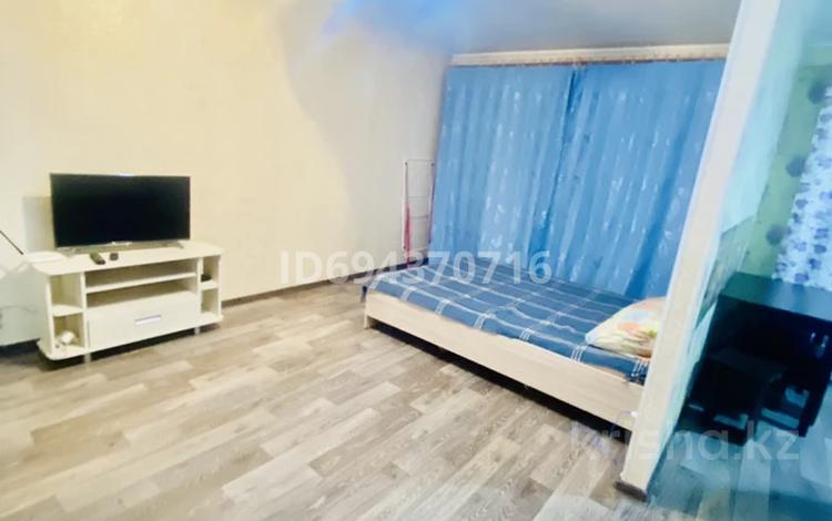 1-комнатная квартира · 30 м² · 2/5 этаж, Казахстан 65 — Кишки за 10 000 ₸ в Усть-Каменогорске — фото 2