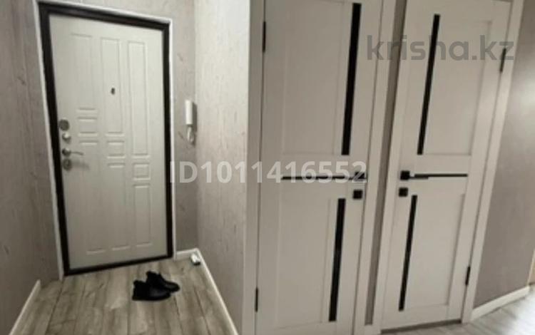 2-комнатная квартира · 48 м² · 5/5 этаж, мкр 8, Братьев Жубановых 290/2 за 13 млн ₸ в Актобе — фото 2
