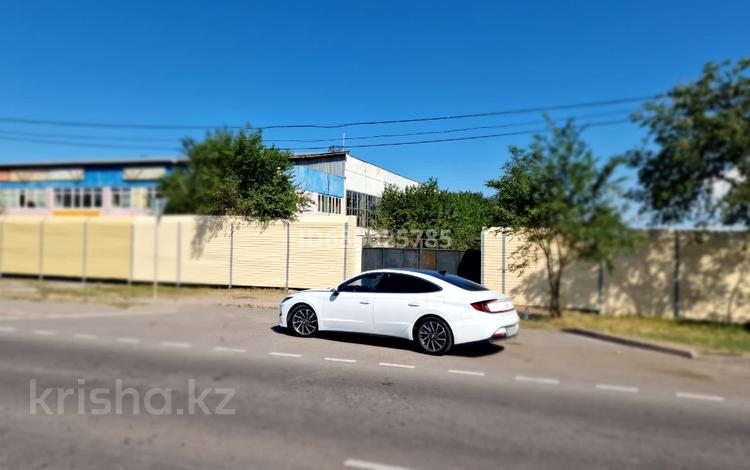 Свободное назначение, офисы, магазины и бутики, общепит, салоны красоты, бани, гостиницы и зоны отдыха, медцентры и аптеки, образование, развлечения, конференц-залы, кабинеты и рабочие места, студии · 800 м² за 1.2 млн 〒 в Конаеве — фото 8