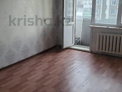 1-бөлмелі пәтер · 32 м² · 4/5 қабат, Строителей 22, бағасы: 6 млн ₸ в Аксу