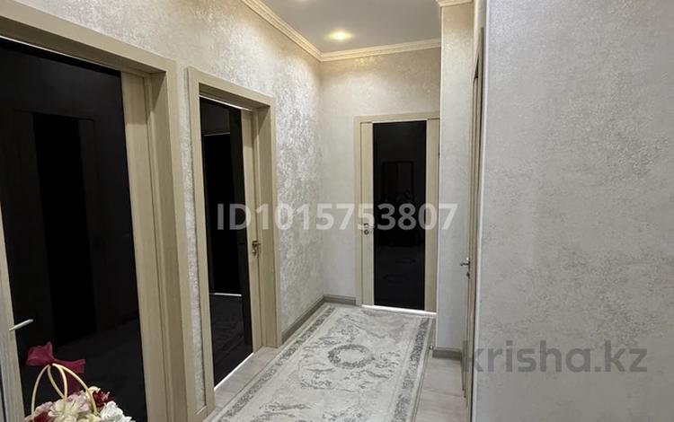 3-комнатная квартира · 78 м² · 2/5 этаж, Мухамеджанова 35 за 38 млн ₸ в Балхаше — фото 2