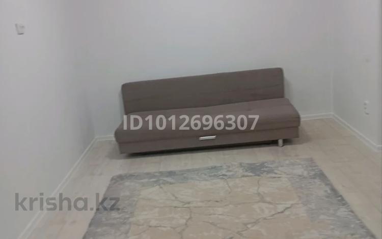 2-бөлмелі пәтер · 45 м² · 3/5 қабат, мкр 5, Шамши калдаякова 23 — Шамши калдаякова, бағасы: 130 000 ₸ в Актобе — фото 2