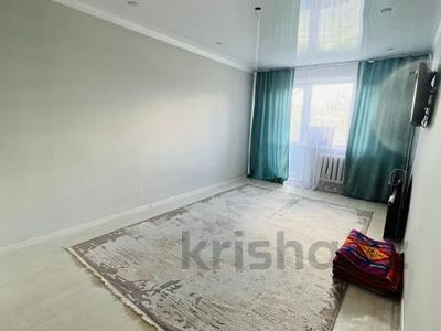 3-комнатная квартира · 62 м² · 5/5 этаж, Майкудук, 11а микрорайон 8 за 14 млн ₸ в Караганде, Алихана Бокейханова р-н