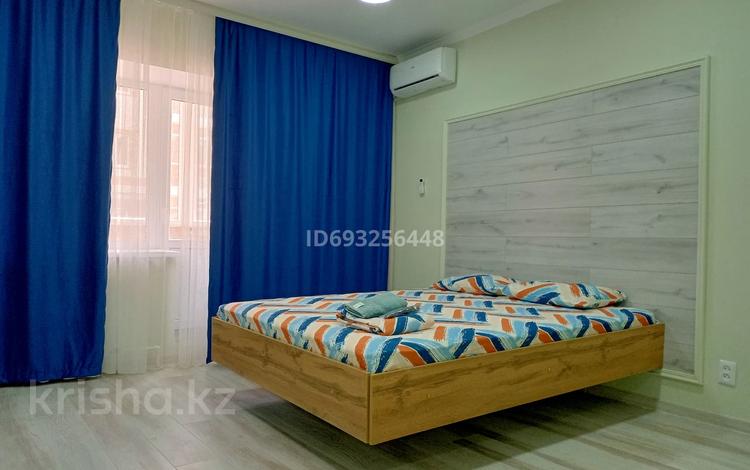 1-бөлмелі пәтер · 45 м² · 2/9 қабат, мкр. Алтын орда, Тауелсиздик 24А — Халел Досмухамедова, бағасы: 15 000 ₸ в Актобе — фото 2