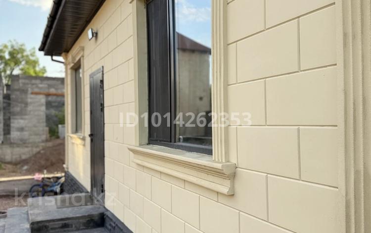 Жеке үй · 3 бөлме · 110 м² · 4 жүзд., Фрунзе 46 — Рядом с Колледжем, бағасы: 45 млн ₸ в Конаеве — фото 2