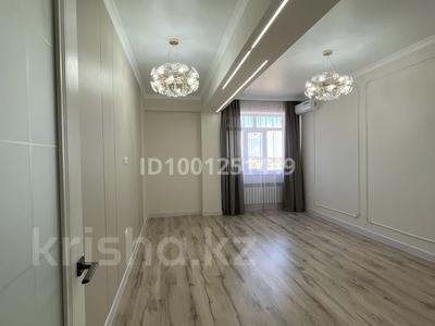 2-бөлмелі пәтер · 74.1 м² · 3/9 қабат, Нұрсая ш/а., Мкрн Нурсая 1, бағасы: 29 млн ₸ в Атырау, мкр Нурсая