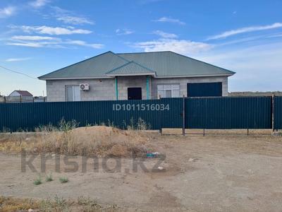 Жеке үй · 4 бөлме · 140 м² · 10 жүзд., Көктем ш/а., Акжайык-тендик д. 204 204, бағасы: 25 млн ₸ в Атырау, мкр Коктем