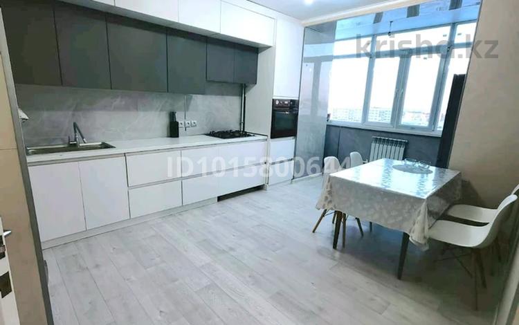 1-бөлмелі пәтер · 49.1 м² · 5/5 қабат, Алтын орда ш/а., микрорайон Батыс-2 49Л, бағасы: 18 млн ₸ в Актобе, мкр. Алтын орда — фото 2