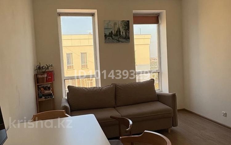 1-комнатная квартира · 30 м² · 18/18 этаж, Кошкарбаева 56 за 15.9 млн ₸ в Астане, Сарайшык р-н — фото 3