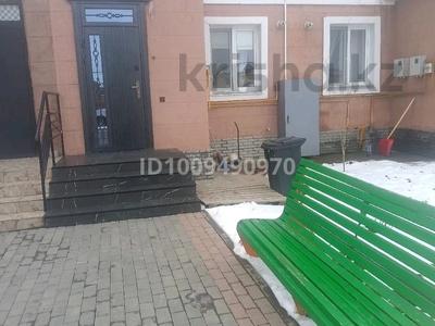 3-комнатная квартира · 70 м² · 2 этаж, 4 86/33/3 — На против авто рынок Барыс за 26 млн 〒 в Каскелене