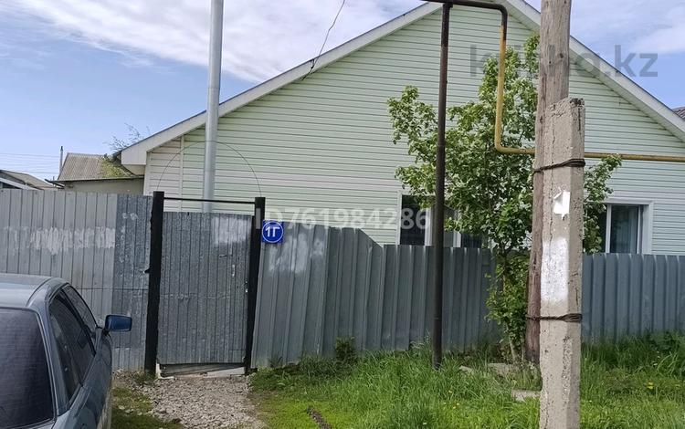 Отдельный дом · 4 комнаты · 100 м² · 14 сот., Чингирлауская 1г — Юбилейная пересечение чингирлауская за 24 млн 〒 в Аксае — фото 2