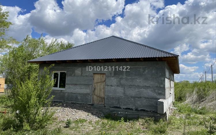 Отдельный дом · 4 комнаты · 100 м² · 10 сот., 22-й мкр. 19 за 19.7 млн ₸ в Усть-Каменогорске, Меновное — фото 13