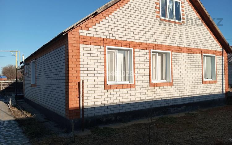 Жеке үй · 3 бөлме · 100 м² · 10 жүзд., Узнайте при звонке, бағасы: 23.5 млн ₸ в Актобе, жилой массив Заречный-3 — фото 16