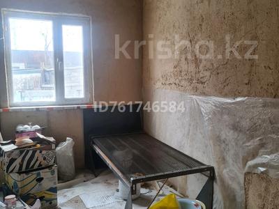 Отдельный дом · 4 комнаты · 150 м² · 9 сот., Габдуллина 138 — С пересечение ул Амангелди за 12 млн ₸ в Макинске