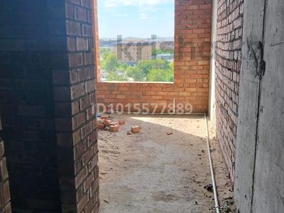 3-бөлмелі пәтер · 98.49 м² · 6/9 қабат, Казбек би 1/3 1/3, бағасы: 45 млн ₸ в Усть-Каменогорске