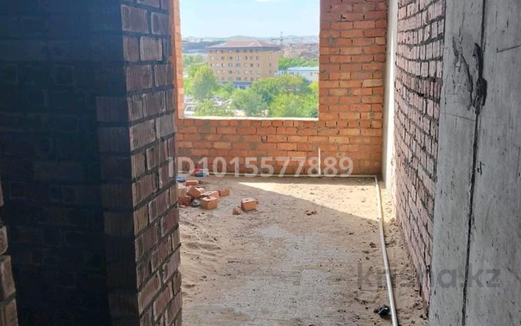 3-бөлмелі пәтер · 98.49 м² · 6/9 қабат, Казбек би 1/3 1/3, бағасы: 45 млн ₸ в Усть-Каменогорске — фото 2