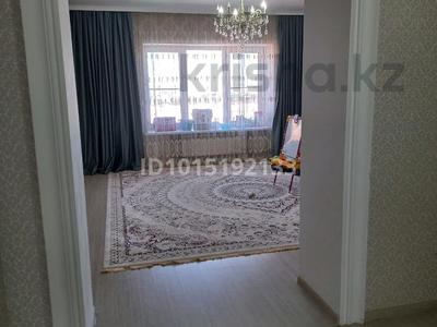 2-бөлмелі пәтер · 90 м² · 10/10 қабат, Алтын орда ш/а., Молдагулова 60 кор 1, бағасы: 29.5 млн ₸ в Актобе, мкр. Алтын орда
