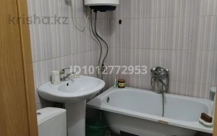 1-бөлмелі пәтер · 30.6 м² · 1/3 қабат, Селевина 38 кв 1, бағасы: 10 млн ₸ в Семее — фото 2