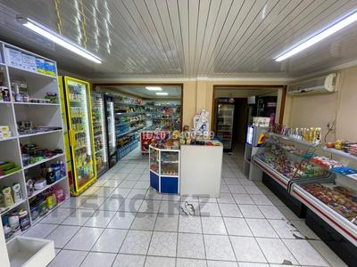 Магазины и бутики · 72 м² за 300 000 ₸ в Шымкенте, Аль-Фарабийский р-н