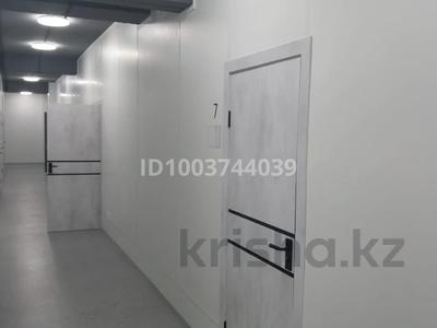 Салоны красоты, фитнес и спорт, медцентры и аптеки, образование, развлечения, конференц-залы, кабинеты и рабочие места, студии · 19 м² за 133 000 〒 в Астане