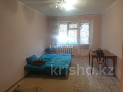 2-комнатная квартира, 45 м², 4/5 этаж, мкр 8, Братьев Жубановых 292к.1 за 13.2 млн 〒 в Актобе, мкр 8