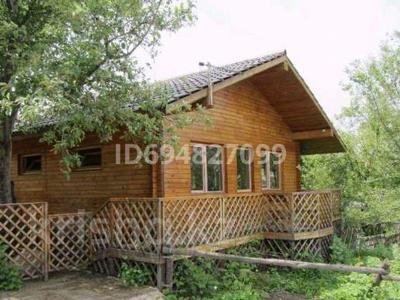 Аренда домов или дач посуточно в Алматы: Дача · 7 комнат · 220 м², Ремизовка — Оспанова за 55 000 〒 Дача · 7 комнат · 220 м², Ремизовка — Оспанова за 55 000 〒 в Алматы, Бостандыкский р-н