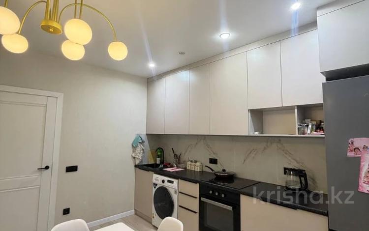 3-бөлмелі пәтер · 60 м² · 12/13 қабат, Нажмиденова 15 — 3 ПОЛНОЦЕННАЯ СРОЧНО, бағасы: ~ 36.6 млн ₸ в Астане, Сарайшык р-н — фото 9