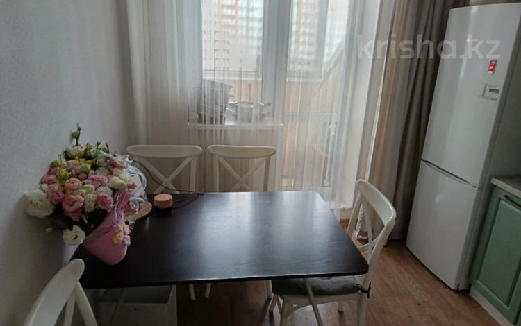 1-комнатная квартира · 34.3 м² · 13/16 этаж, ул. Момышулы за 16.5 млн ₸ в Караганде, Казыбек би р-н — фото 4