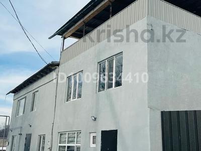 Отдельный дом · 5 комнат · 200 м² · 11 сот., мкр Каменское плато, Здоровье 50 за 85 млн ₸ в Алматы, Медеуский р-н