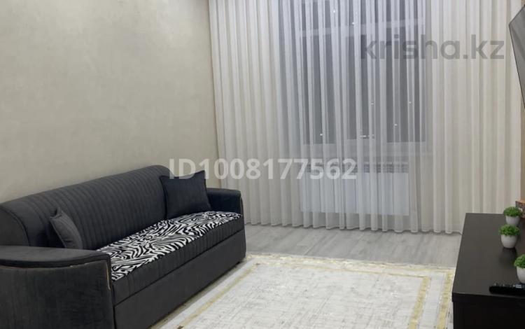 2-комнатная квартира · 60 м² · 7/7 этаж, мкр. Алтын орда, Микрорайон Батыс-2 50 Л — Мустафа Шокая за 27 млн ₸ в Актобе — фото 2