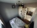 4-комнатная квартира · 64 м² · 5/5 этаж, Майкудук, 15й микрорайон за 13.5 млн ₸ в Караганде, Алихана Бокейханова р-н — фото 7
