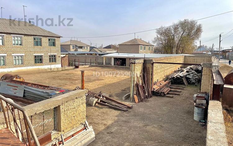 Отдельный дом · 8 комнат · 200 м² · 22.5 сот., мкр Аса за 45 млн ₸ в Таразе — фото 7