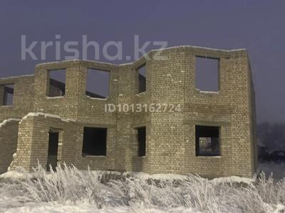 Отдельный дом · 6 комнат · 420 м² · , мкр Уркер за 23 млн ₸ в Астане, Нура р-н