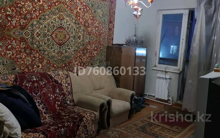 2-комнатная квартира · 44 м² · 5/5 этаж, Авиагородок 15 — Магазин Анвар за 11 млн ₸ в Актобе, мкр Авиагородок — фото 2