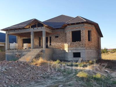 Отдельный дом · 6 комнат · 225 м² · 10 сот., мкр Туран 1334 за 55 млн 〒 в Шымкенте, Каратауский р-н