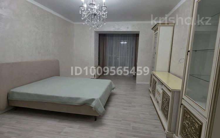 2-бөлмелі пәтер · 60 м² · 8/9 қабат, Ярославская — 8я школа, бағасы: 200 000 ₸ в Уральске — фото 2