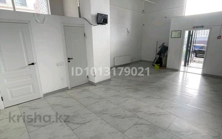 Свободное назначение · 70 м² за 650 000 ₸ в Астане, Сарайшык р-н — фото 2