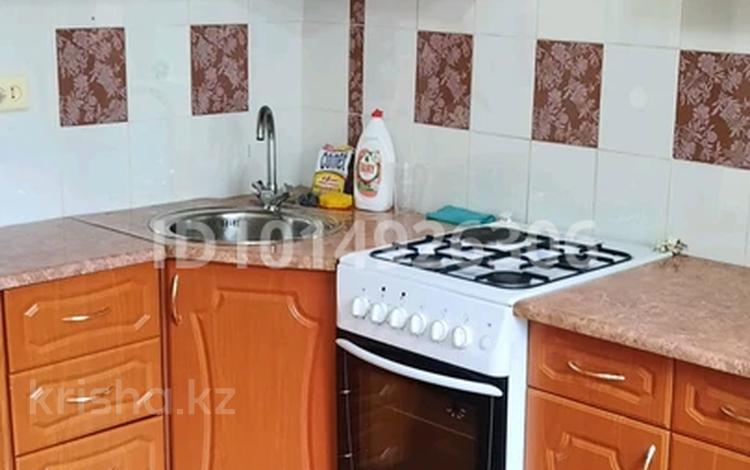2-комнатная квартира · 54 м² · 3/5 этаж, Юность за 120 000 ₸ в Семее — фото 2