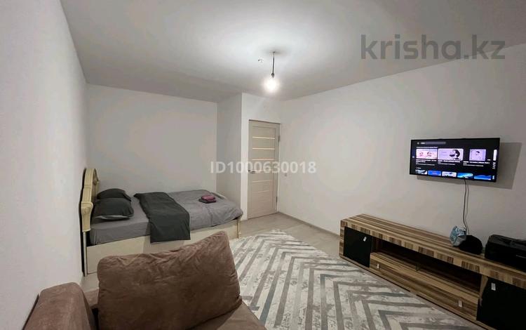 1-комнатная квартира · 40 м² · 7/9 этаж, Нурсая 116 — Рядом инфек.больница за 8 000 〒 в Атырау, мкр Авангард-2 — фото 9