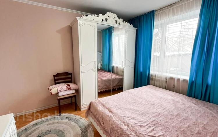 3-комнатная квартира · 70 м² · 2/5 этаж, 4 мкр за 27 млн ₸ в Талдыкоргане — фото 2