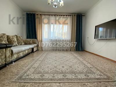 4-комнатная квартира · 79 м² · 3/9 этаж, Майкудук, Мкр Голубые пруды 12 за 30 млн 〒 в Караганде, Алихана Бокейханова р-н