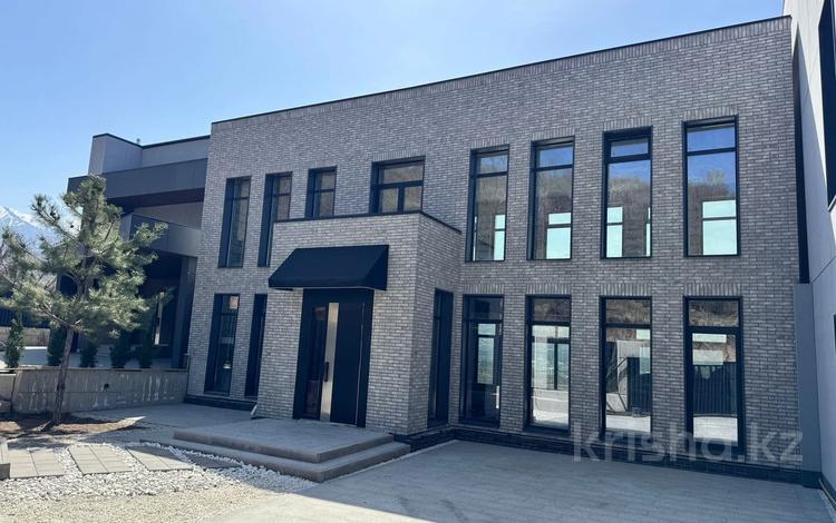 Отдельный дом · 7 комнат · 433 м² · 8.8 сот., мкр Юбилейный за 300 млн 〒 в Алматы, Медеуский р-н — фото 20