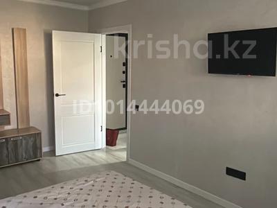 1-бөлмелі пәтер · 32 м² · 4/5 қабат, Мухита 129 — Маметова, бағасы: 12 000 ₸ в Уральске, мкр Школьник