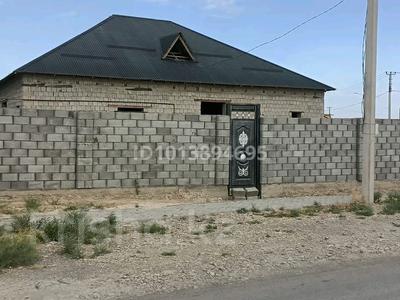 Отдельный дом · 6 комнат · 175 м² · 10 сот., Алмалы 151 — 17 маршрут бұрылған поворотта за 16.5 млн ₸ в Туркестане