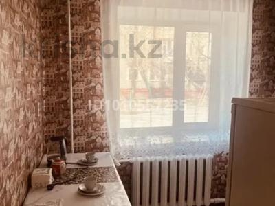 1-комнатная квартира · 31 м² · 1/5 этаж, 342 квартал 13 за 130 000 ₸ в Семее