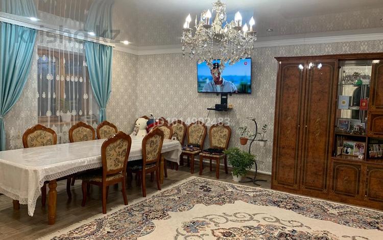 Үйдің бір бөлігі · 3 бөлме · 118 м² · 11 жүзд., Ескі аэропорт ш/а., Лазурная 4 — Тауелсиздик, бағасы: 80 млн ₸ в Уральске, мкр Старый Аэропорт — фото 2