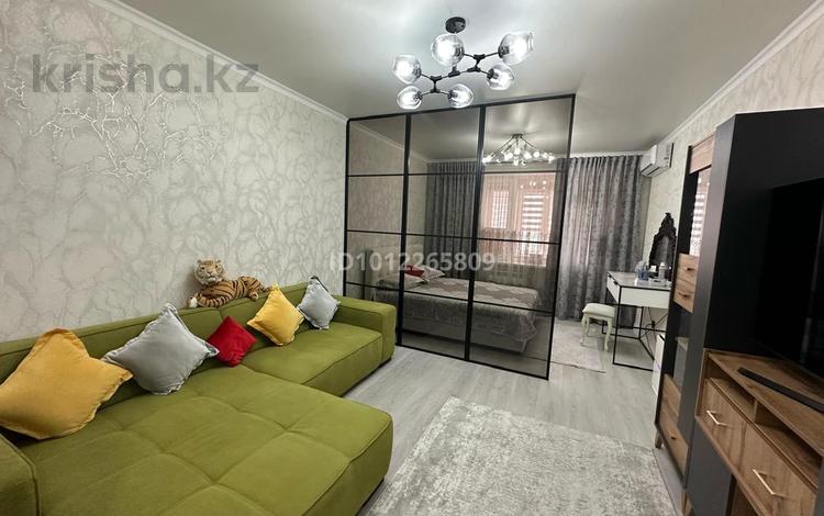 1-бөлмелі пәтер · 60.4 м² · 9/10 қабат, 27-й мкр 85, бағасы: 19 млн ₸ в Актау — фото 2