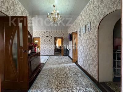 Отдельный дом • 6 комнат • 200 м² • 10 сот., А Рысбеков 38 за 50 млн 〒 в Туркестане