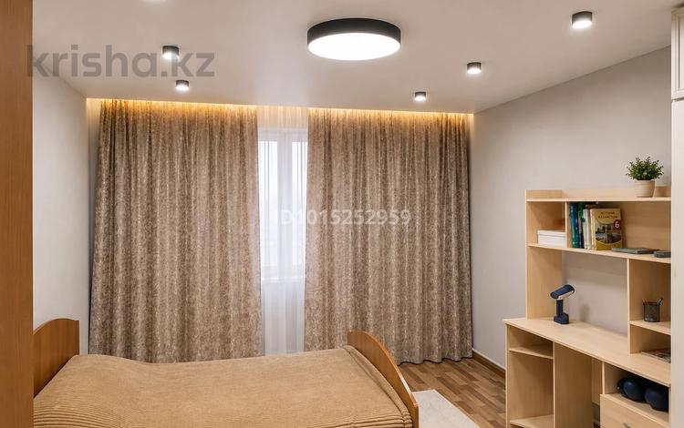 2-комнатная квартира · 67.4 м² · 3/5 этаж, Строителей 34 за 18 млн ₸ в Аксу — фото 2
