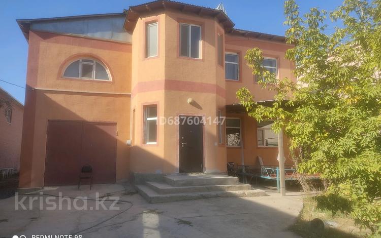 Отдельный дом · 8 комнат · 350 м² · 10 сот., Мустафа шокай 252 — Султан бейбарыс за 75 млн 〒 в  — фото 2